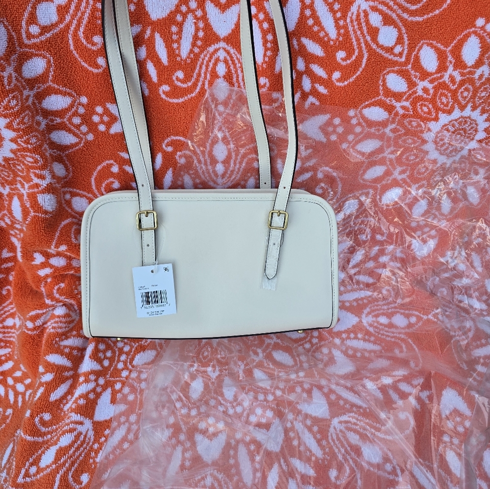 Coach Swing Zip Shoulder Bag - Picture 10 of 16